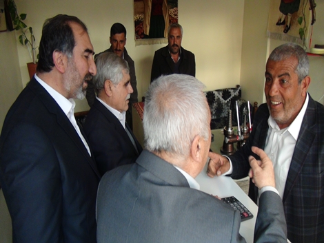 Çınarlılardan Hüda Par'a sıcak ilgi 110