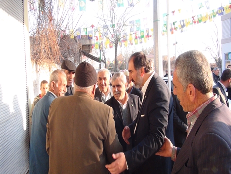 Çınarlılardan Hüda Par'a sıcak ilgi 85