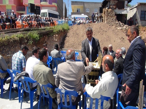 Çınar’ın en büyük camisinin temeli atıldı 14