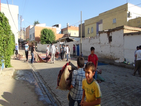 Şefkat der 700 kişilik iftar yemeği verdi 4