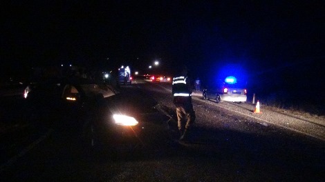 Çınar'da yoldan çıkan otomobil takla attı: 1 ölü, 4 yaralı 8