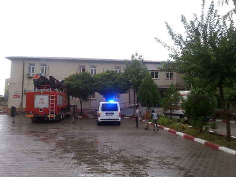 Çınar Devlet Hastanesi’ndeki yangın korkuttu 6