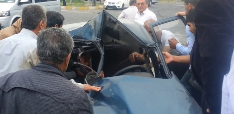Çınar-Diyarbakır yolunda otomobil ile TIR çarpıştı: 3 yaralı 1
