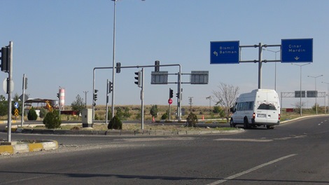Trafik ışıklarının çalışmaması kazalara davetiye çıkarıyor 8