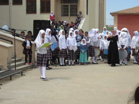 Çınar İmam Hatip Ortaokul öğrencileri Kutlu Doğum programı düzenledi 8