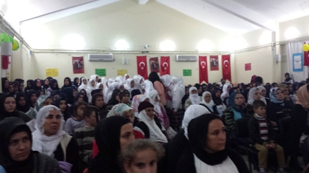 Çınar Anadolu İHL kız öğrencileri Kutlu Doğum etkinliği düzenledi 2