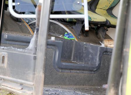 Halk otobüsü ile otomobil çarpıştı: 1 ölü, 60 yaralı 6