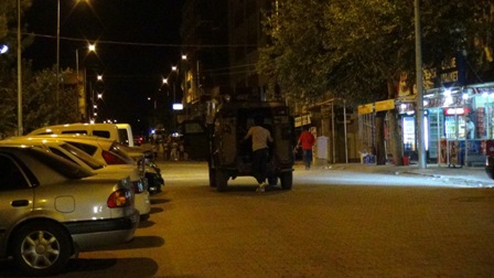 Çınar'da 50 metrelik direğe çıkan şahıs 17 saat sonra indi 6