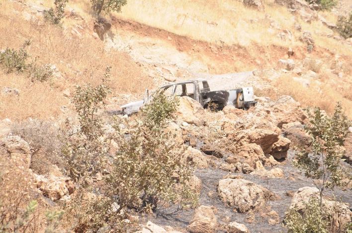 Şırnak'ta PKK'lılar 30 iş makinesini yaktı 2