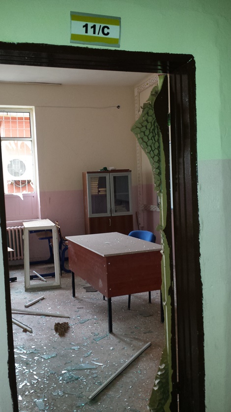 Çınar'daki patlamada Çınar İmam Hatip Lisesi büyük zarar gördü 9