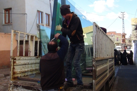 Çınar esnafı yaralarını sarıyor 18