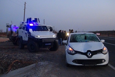 Çınar'da otomobilin çarptığı yaya ağır yaralandı 2