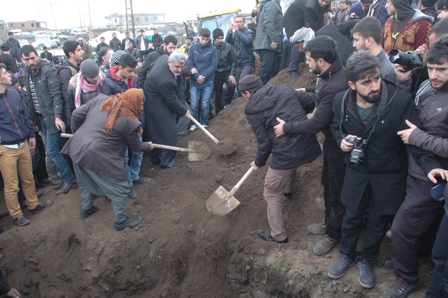 Cafer Gizli tekbirlerle defnedildi 12