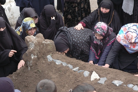 Cafer Gizli tekbirlerle defnedildi 23
