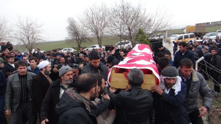 Cafer Gizli tekbirlerle defnedildi 28