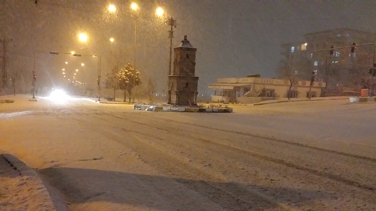 Çınar’da yoğun kar yağışı 7