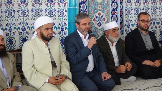 Yurt dışından gelen heyet Karacadağ şehitliklerini ziyaret etti 43