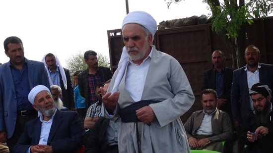 Yurt dışından gelen heyet Karacadağ şehitliklerini ziyaret etti 72