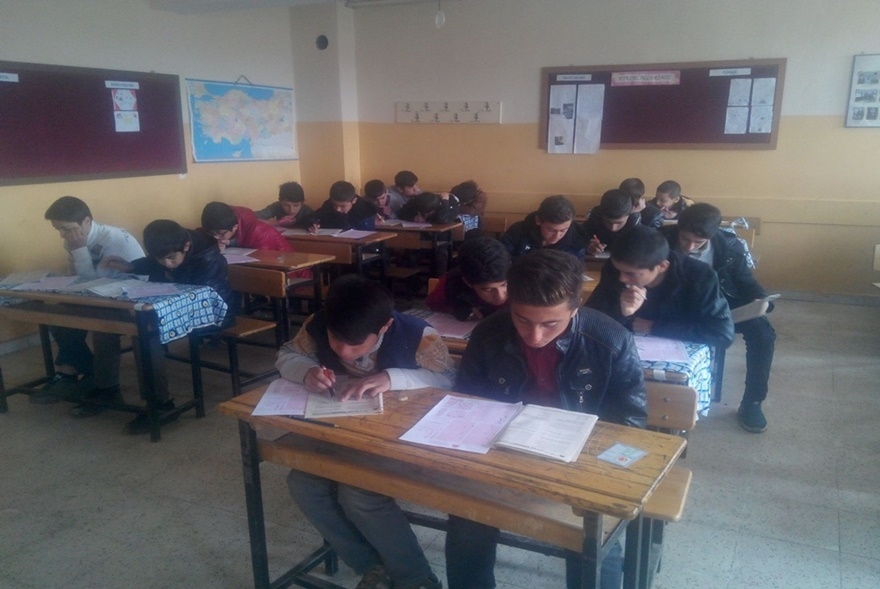 Çınar’da 18 noktada siyer sınavı yapıldı 25