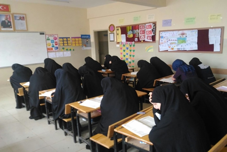 Çınar’da 18 noktada siyer sınavı yapıldı 39