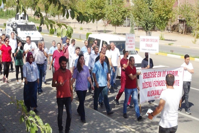 Hastane personelleri ‘sağlıklı yaşam’ için yürüdü 1