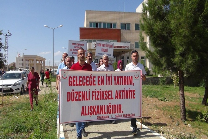 Hastane personelleri ‘sağlıklı yaşam’ için yürüdü 3