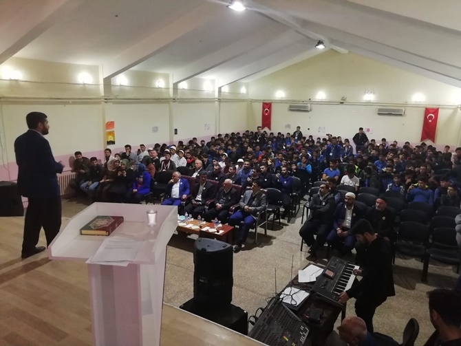 Çınar Anadolu İmam hatip lisesi öğrencileri Mevlid-i Nebi etkinliği düze 6