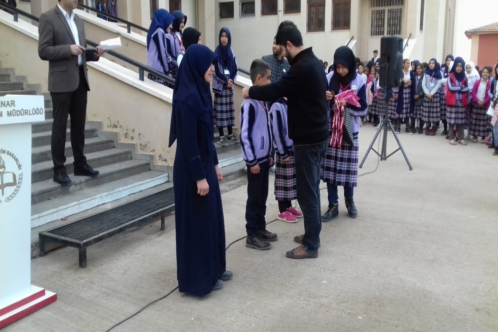 Çınar İmam hatip ortaokulu öğrencileri Mevlid-i Nebi etkinliği düzenledi 13