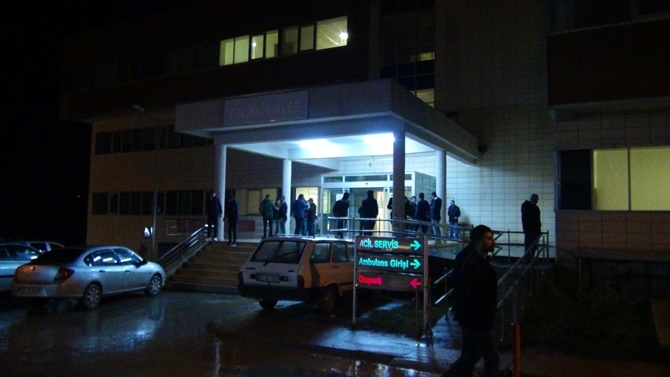 Çınar'da otobüs ile kamyon çarpıştı: 1 ölü 45 yaralı 23