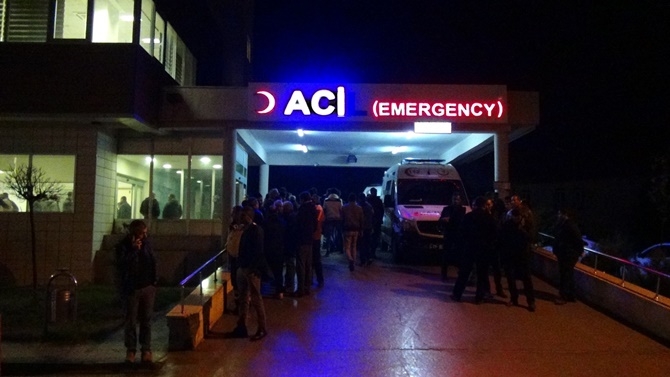 Çınar'da otobüs ile kamyon çarpıştı: 1 ölü 45 yaralı 25