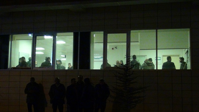 Çınar'da otobüs ile kamyon çarpıştı: 1 ölü 45 yaralı 26