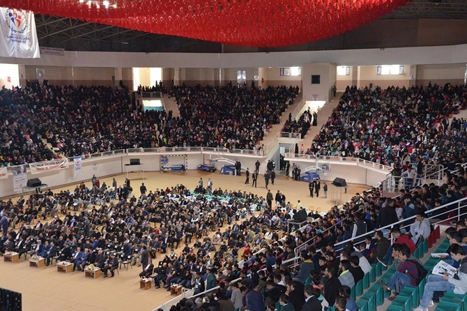 Yetimler yararına düzenlenen konser yoğun katılımla gerçekleşti 23