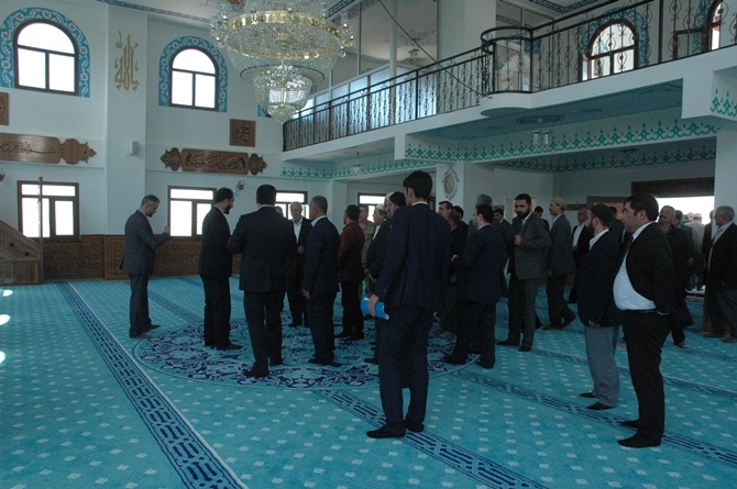 Çınar Eski Mahalle Cami dualarla açıldı 12