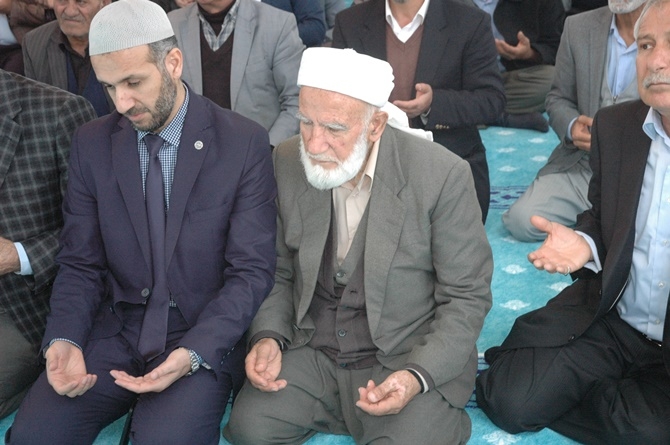 Çınar Eski Mahalle Cami dualarla açıldı 40