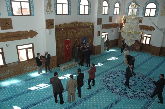 Çınar Eski Mahalle Cami dualarla açıldı 5