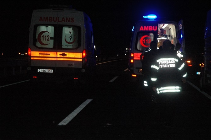 Çınar’da zincirleme kaza 2 ölü, biri ağır 4 yaralı 13