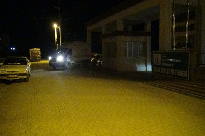 Çınar'da kerpiç ev çöktü 2 kardeş hayatını kaybetti 13
