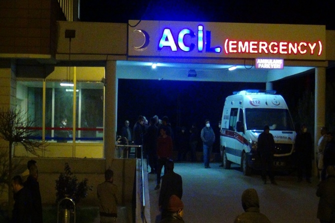 Çınar'da kerpiç ev çöktü 2 kardeş hayatını kaybetti 14