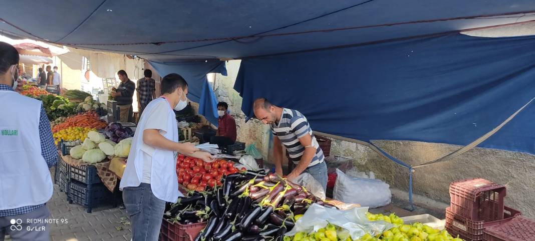 HÜDA PAR Çınar Gençlik kollarından maske dağıtımı 15