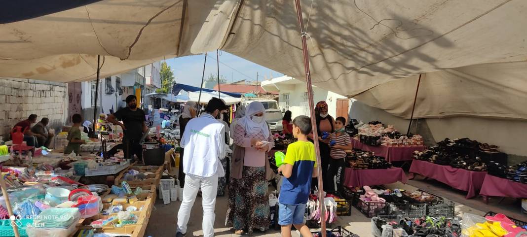 HÜDA PAR Çınar Gençlik kollarından maske dağıtımı 8