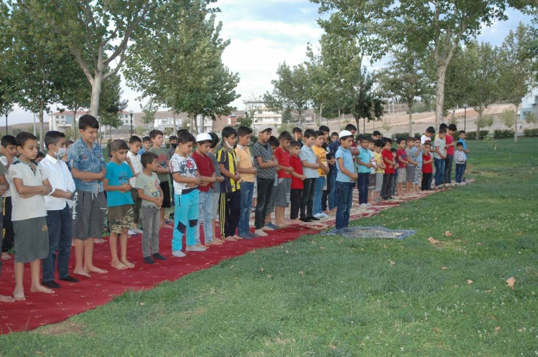 "Hayat Namazla Güzeldir" etkinliği Çınar’da gerçekleşti 14
