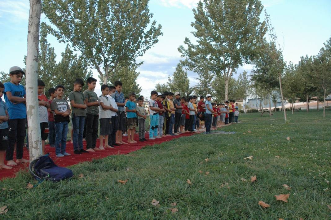"Hayat Namazla Güzeldir" etkinliği Çınar’da gerçekleşti 15