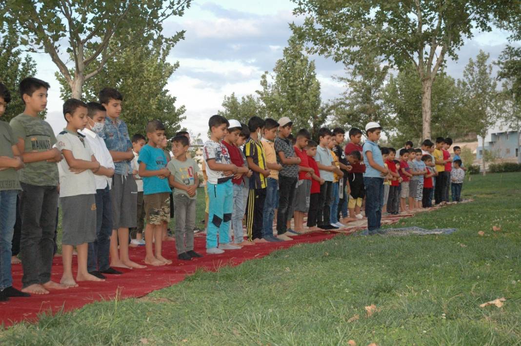 "Hayat Namazla Güzeldir" etkinliği Çınar’da gerçekleşti 16