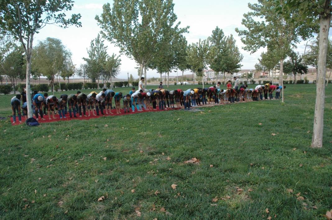 "Hayat Namazla Güzeldir" etkinliği Çınar’da gerçekleşti 19