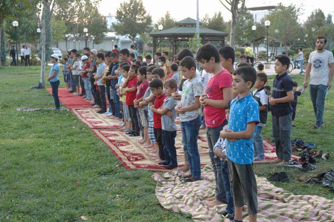 "Hayat Namazla Güzeldir" etkinliği Çınar’da gerçekleşti 21