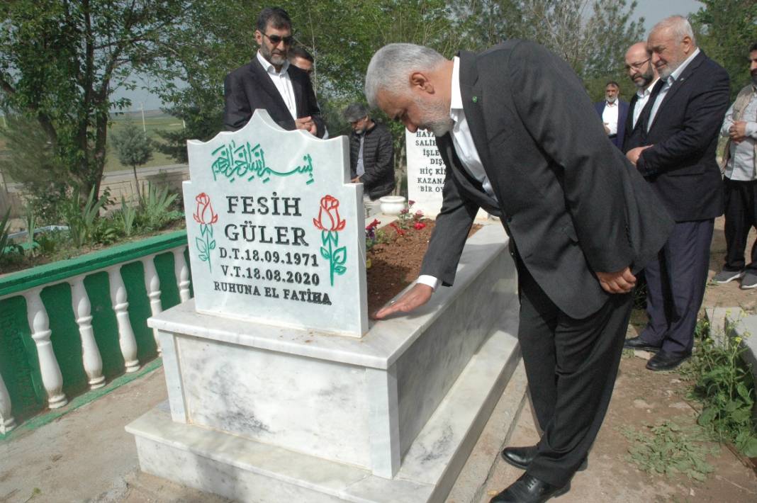 HÜDA PAR Genel Başkanı Yapıcıoğlu’ndan vefat eden Tekdal’ın ailesine bayram ziyareti 18