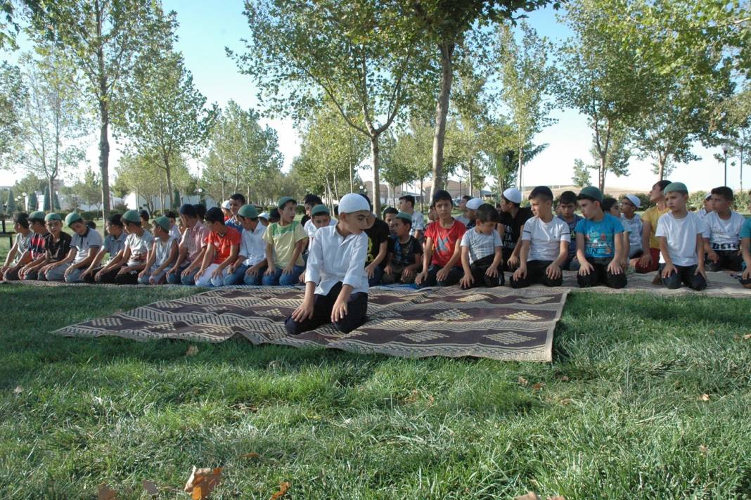 Çınarlı minik yürekler namazı öğrenme sevinci ile yürüdü 32