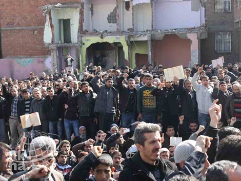 Diyarbakır'dan Kur'an Yakan ABD'ye Büyük Öfke 15