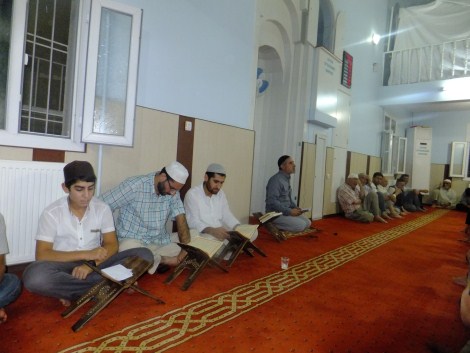 Kadir Gecesi Çınar’daki Camilerde  İhya Edildi 2
