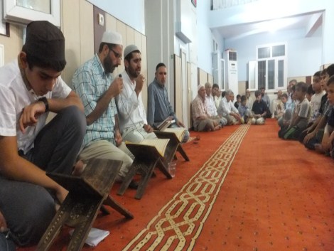 Kadir Gecesi Çınar’daki Camilerde  İhya Edildi 6